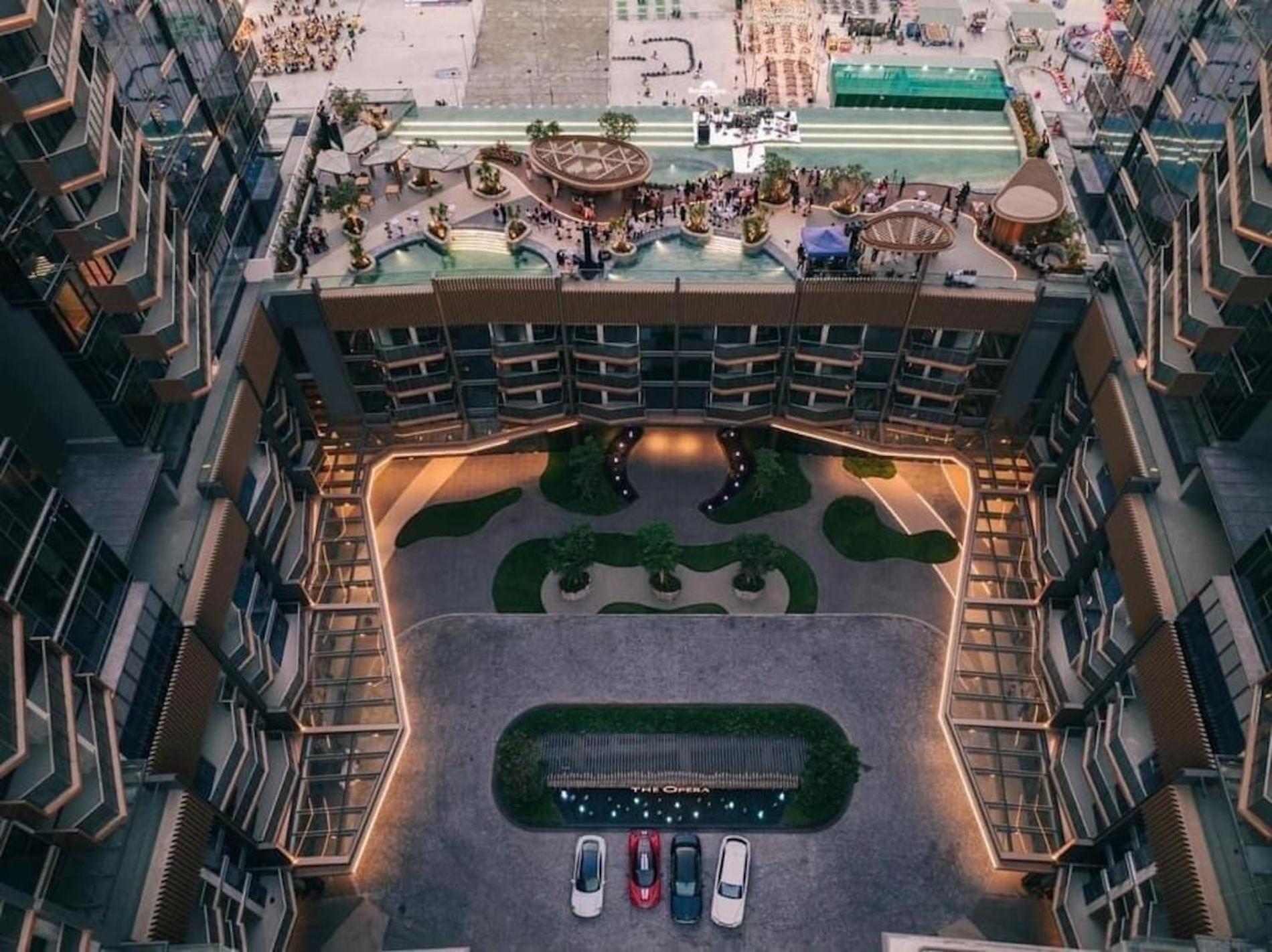 The Opera Apartment Cental Saigon Free Pool-Gym-Sauna Room- Golf Mini Ho Chi Minh City Exterior photo