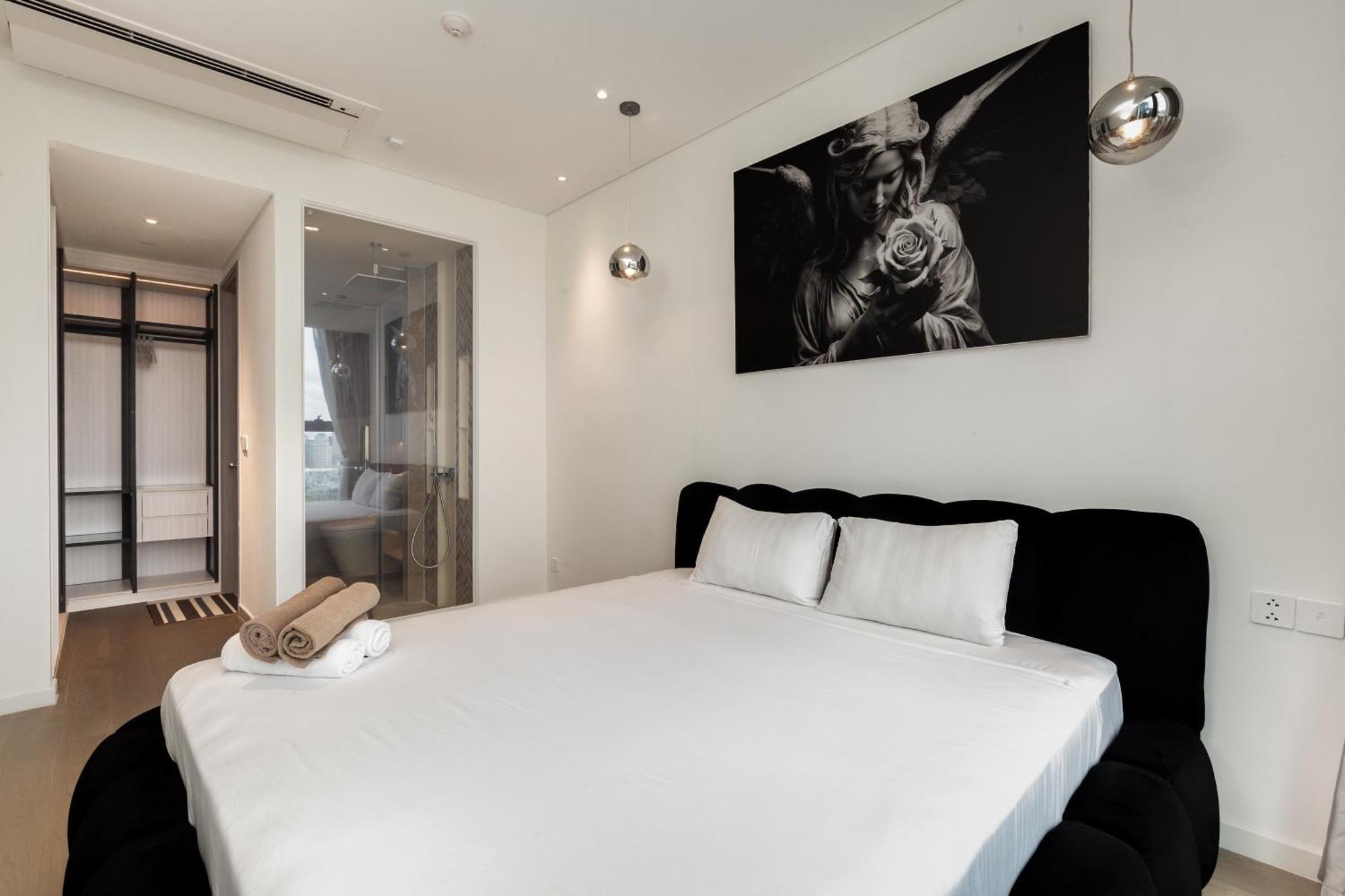 The Opera Apartment Cental Saigon Free Pool-Gym-Sauna Room- Golf Mini Ho Chi Minh City Exterior photo